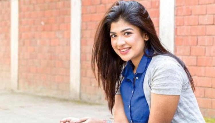 সারিকা সাবার বিশেষ নাটক ‘এবার পূজায়’