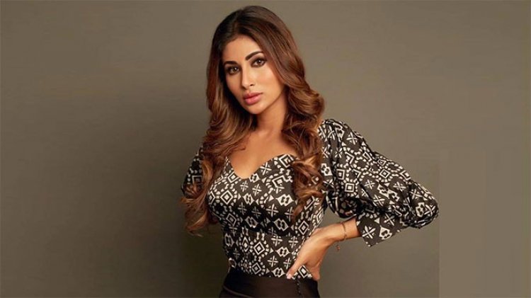জানুয়ারিতে বিয়ে করছেন মৌনি