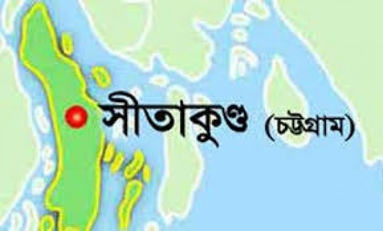 সীতাকুণ্ডে প্রাইভেটকার থামিয়ে ডাকাতি