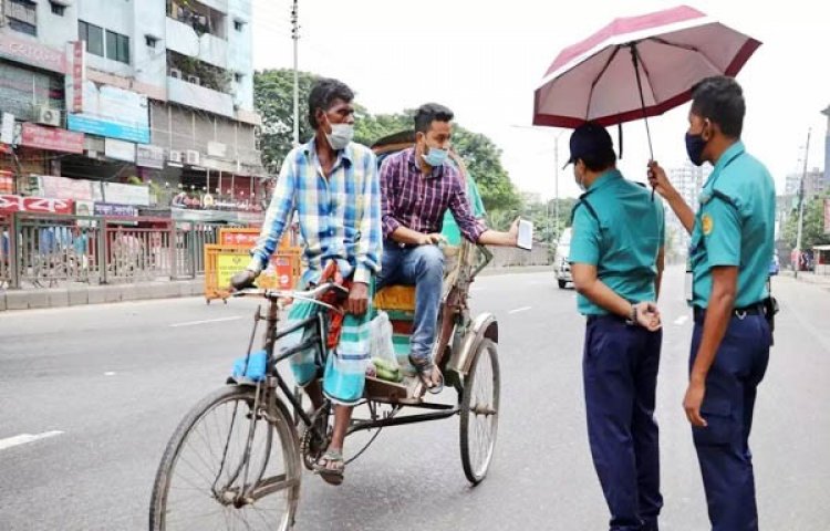 ফিরে এল বিধিনিষেধ, বাড়ছে উদ্বেগ