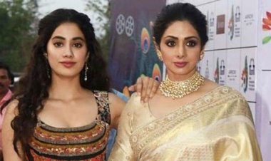  শ্রীদেবীর মৃত্যুবার্ষিকী, দুই মেয়ের আবেগঘন বার্তা