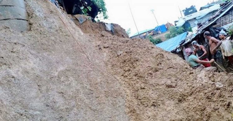 টিলার গর্তে মাটিচাপায় ৩ শিশুর মৃত্যু