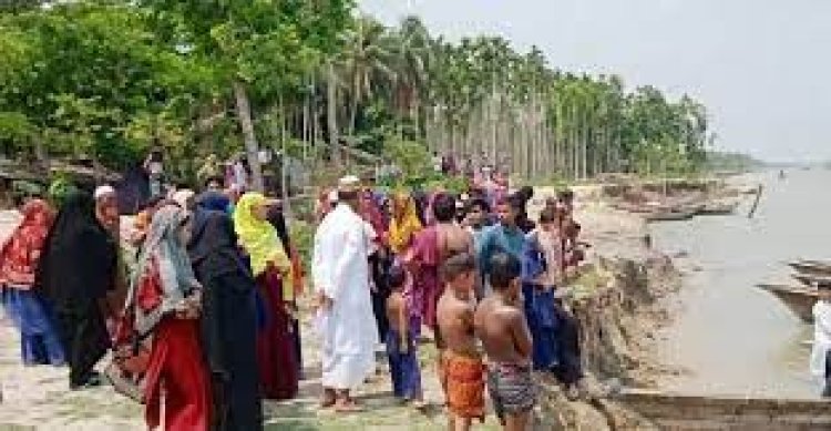 বরিশালে ট্রলারডুবিতে নিহত বেড়ে ৪