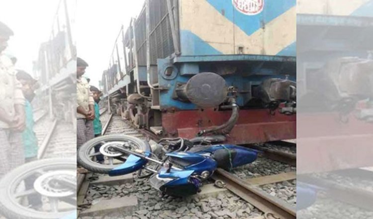 ঈদের কেনাকাটা করে বাড়ি ফেরা হলো না মেরাজের