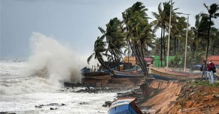  শক্তিশালী ঘূর্ণিঝড়ে পরিণত হচ্ছে ‘অশনি’