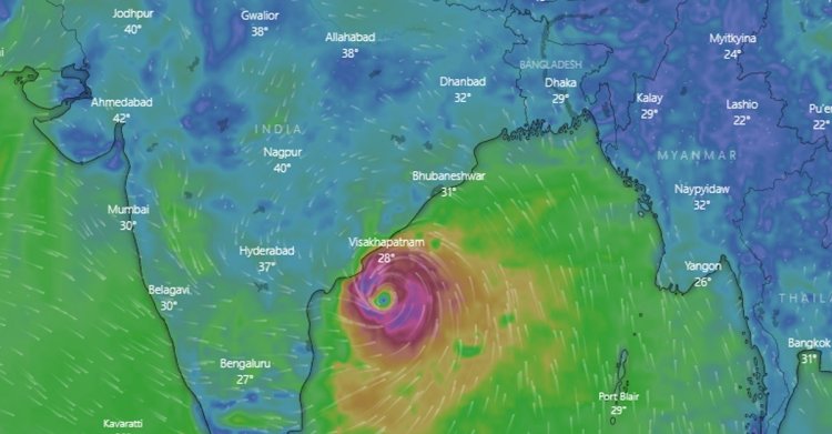 বাংলাদেশ থেকে দূরে সরে যাচ্ছে ‘অশনি’