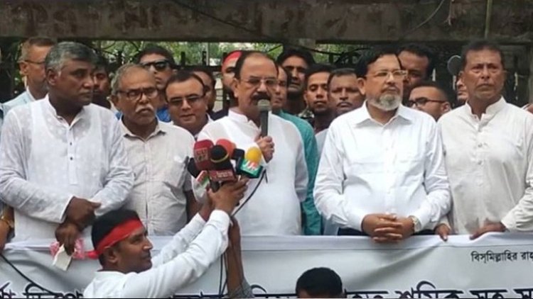 সরকারের পতন ছাড়া সমস্যার সমাধান হবে না: গয়েশ্বর