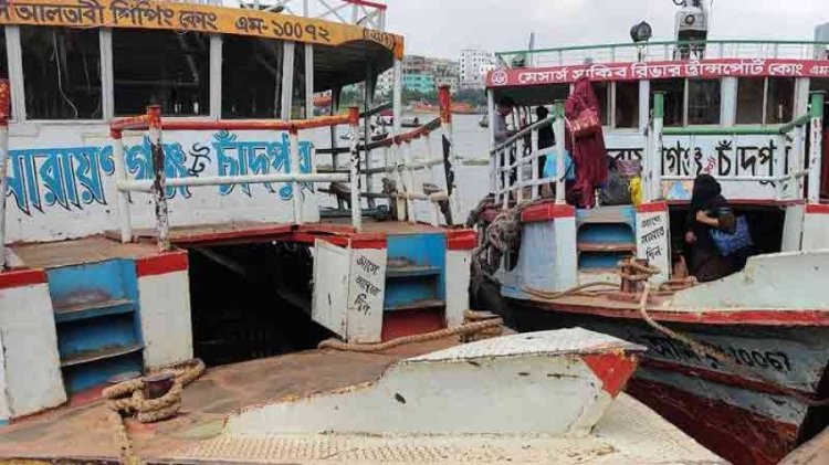 ঝুঁকি নিয়েই চলছে ৩২ লঞ্চ