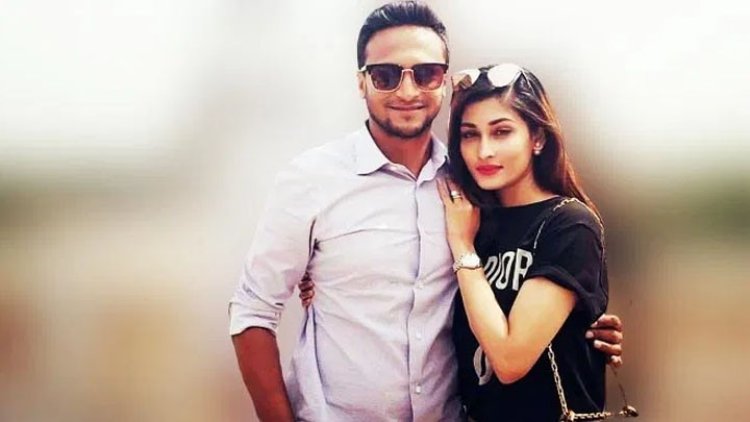 সাকিবের বেটউইনার চুক্তি বাতিলের পর স্ত্রীর ইঙ্গিতপূর্ণ স্ট্যাটাস