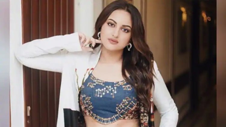 প্রেমের গুঞ্জন নিয়ে এবার মুখ খুললেন সোনাক্ষী