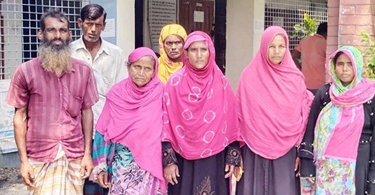 আশ্রয়ণে ঠাঁই পাওয়া ৬০ পরিবারকে ঘর ছাড়তে হুমকি