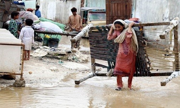 বন্যায় বেলুচিস্তানে মৃতের সংখ্যা বেড়ে ২১৫