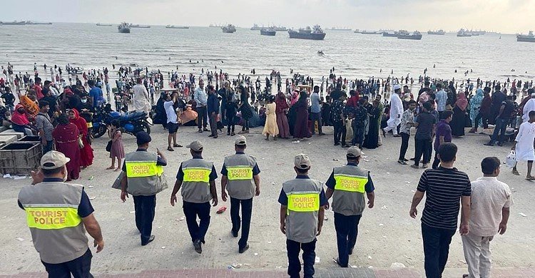 ট্যুরিস্ট পুলিশ’ পাচ্ছে নতুন নাম-ইউনিফর্ম