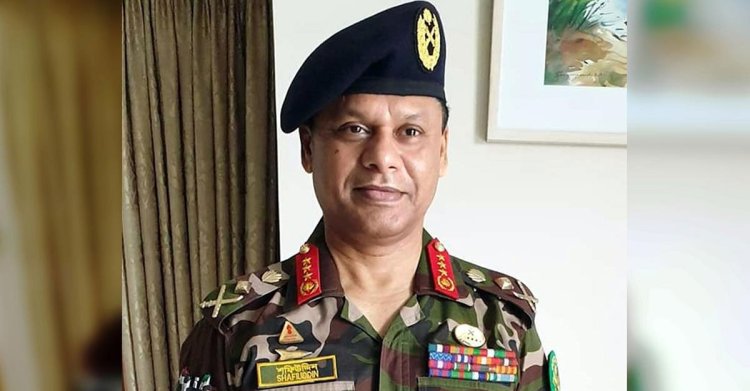 সুইজারল্যান্ড সফর শেষে দেশে ফিরলেন সেনাপ্রধান