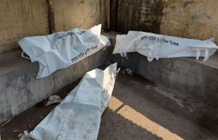 বেতাগীতে মোটরসাইকেল দুর্ঘটনায় ৩ কিশোর নিহত