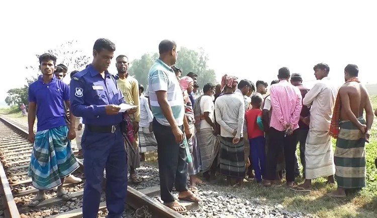 সিরাজগঞ্জে রেললাইনের পাশ থেকে কলেজ ছাত্রের মরদেহ উদ্ধার