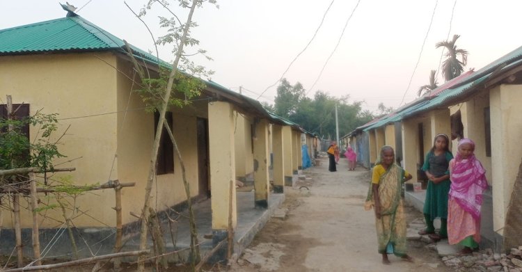 নিয়েছেন প্রধানমন্ত্রীর উপহারের ঘর, থাকেন শহরে ভাড়া বাসায়