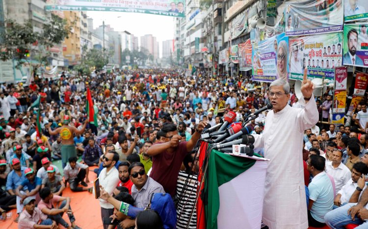 জনগণের ঘাড়ে আইএমএফের ঋণ চাপিয়ে সরকার ডুগডুগি বাজাচ্ছে: মির্জা ফখরুল