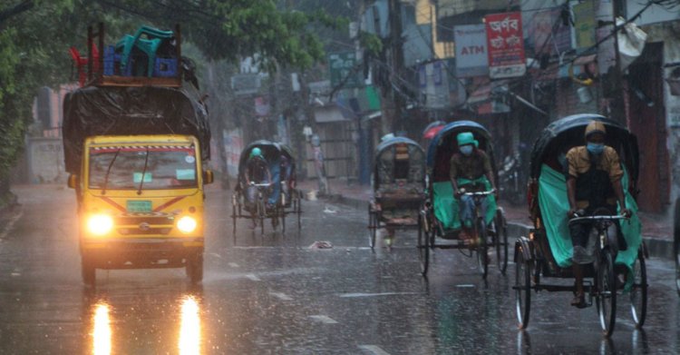 ৩২ দিন পর বৃষ্টি পেল বাংলাদেশ