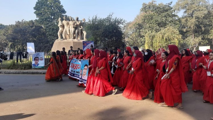 খণ্ড খণ্ড মিছিল নিয়ে ছাত্রলীগের সম্মেলনে নেতাকর্মীরা