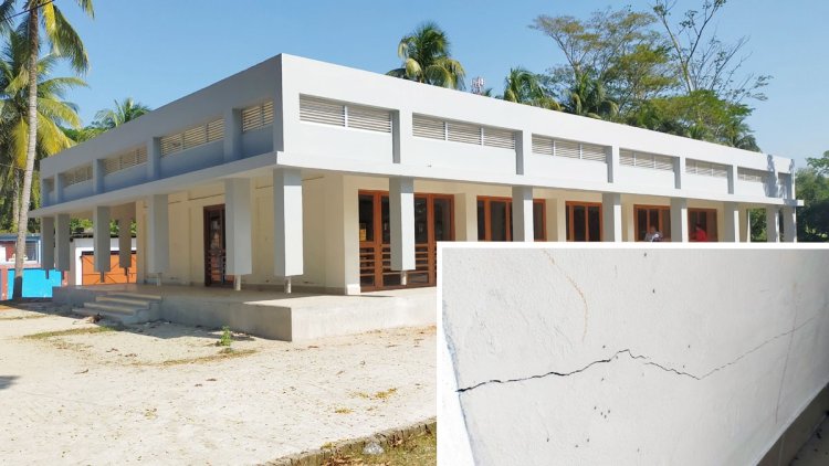 বাউফল উপজেলা পরিষদের নবনির্মিত অডিটোরিয়াম ভবনে ফাটল
