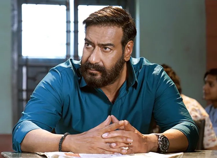 ৩শ’ কোটি ছাড়ালো ‘দৃশ্যম-টু’র আয়