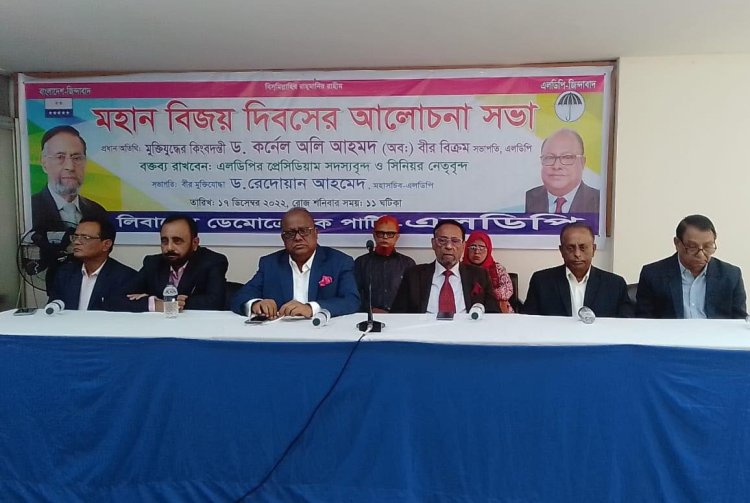 উন্নয়নের নামে সরকার মানুষকে কবর দিয়েছে: কর্নেল অলি