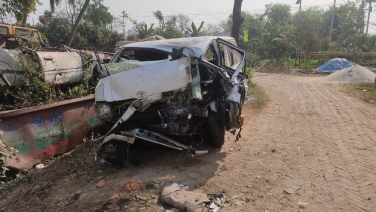 বাস-মাইক্রোবাসের সংঘর্ষে শিশুসহ নিহত ২, আহত ১১