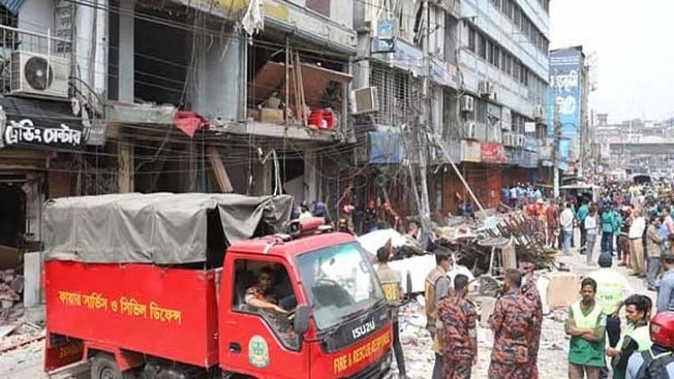 সেই ভবনটি ৪৫ বছর আগের : আবাসিক নাকি বাণিজ্যিক জানে না রাজউক