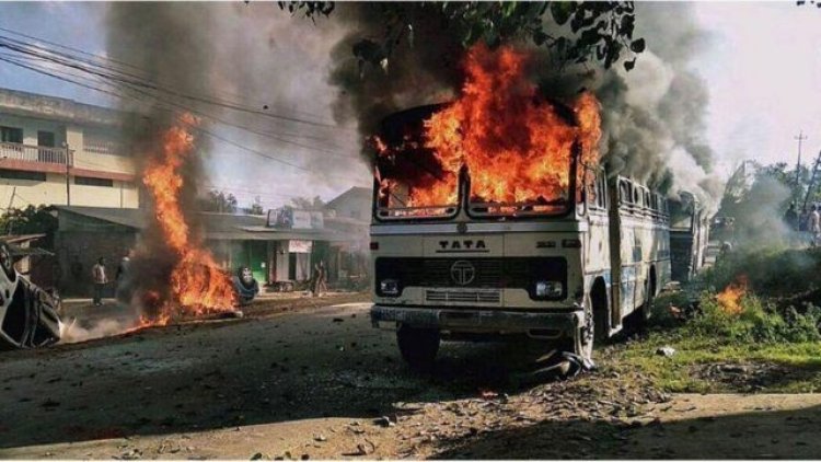 অশান্ত মনিপুরে আটকা পড়েছে ভিন রাজ্যের হাজারখানেক ছাত্র