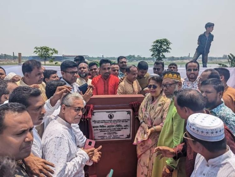 কাপাসিয়ায় শীতলক্ষ্যা নদীতে ড্রেজিং ও তীর রক্ষা বাঁধ নির্মাণ উদ্বোধন