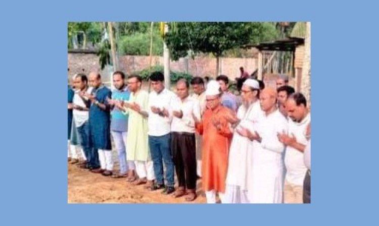 ফুলবাড়িয়ায় পৌর বিএনপি'র নেতার কবর জিয়ারত করলেন কেন্দ্রীয় যুবদল নেতা 