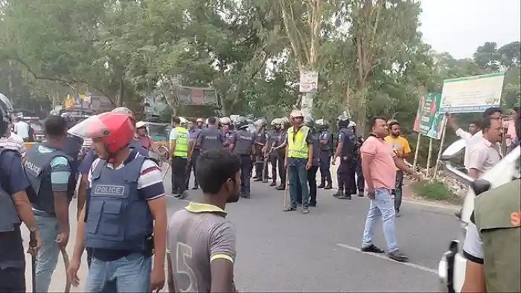 সিরাজগঞ্জে আওয়ামী লীগের দু’গ্রুপে সংঘর্ষ, সাংবাদিকসহ আহত ১৫