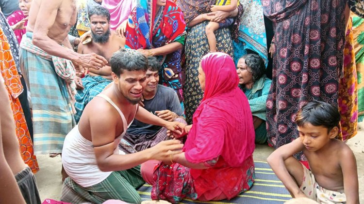 ‘হুজুরের অবহেলায় আমার ছেলের প্রাণ গেল’