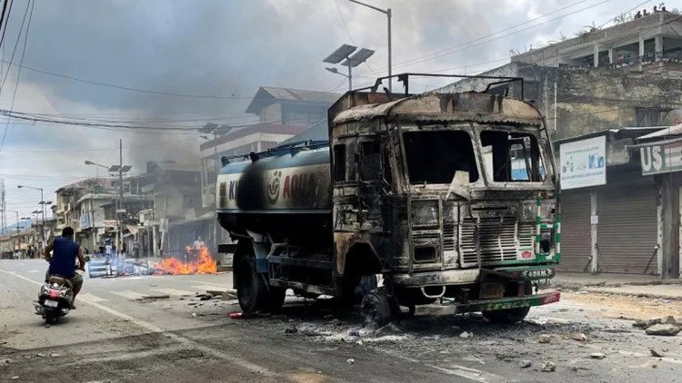 মণিপুরে নতুন করে সহিংসতা, নারীসহ নিহত ৯