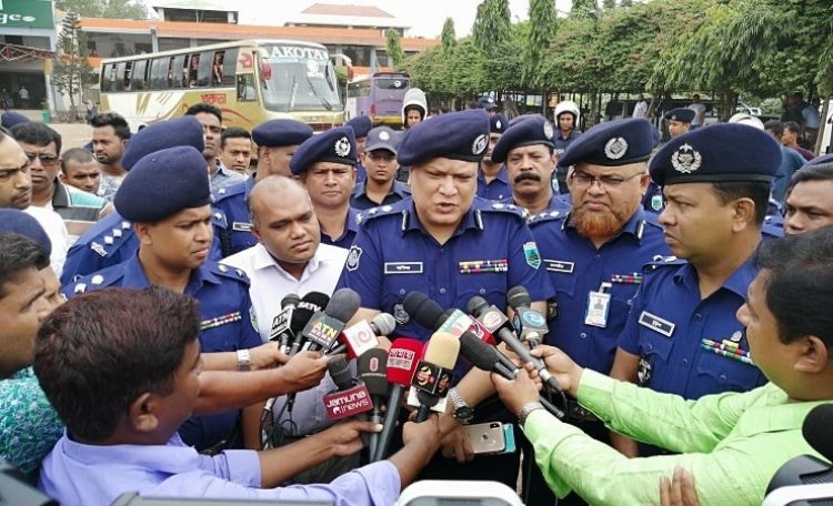 হাইওয়েতে পশুবাহী গাড়ি থামানো যাবে না