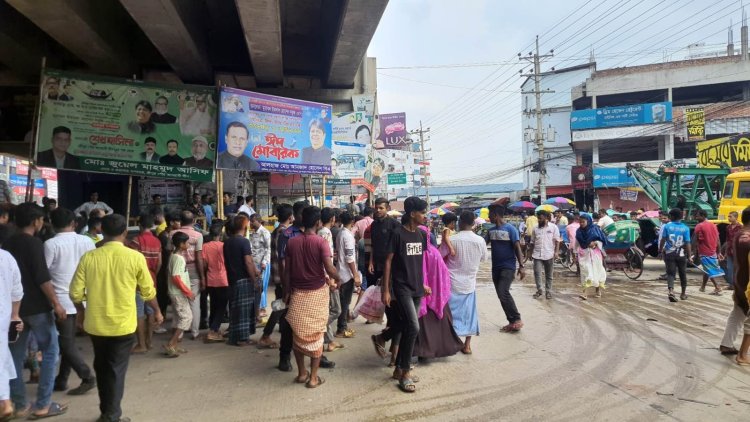 শ্রীপুরে কভার্ড ভ্যান ও অটোরিকশা চাপায় দুই শিশু নিহত