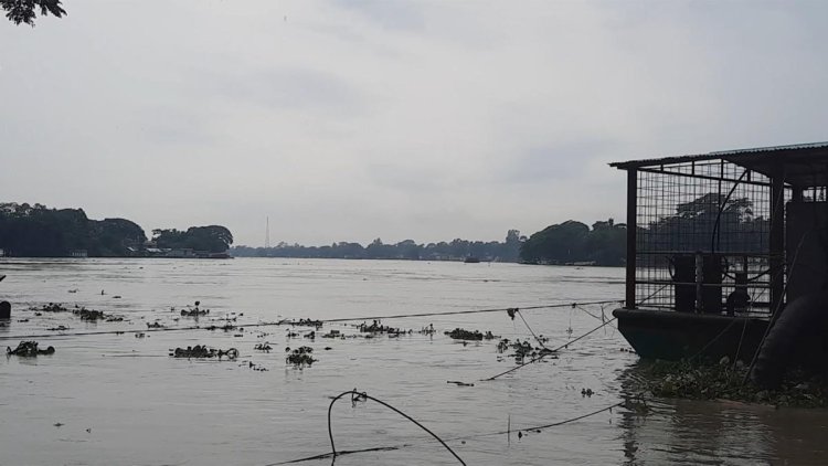 ভারী বর্ষণ-পাহাড়ি ঢলে বাড়ছে সুনামগঞ্জের নদ-নদীর পানি