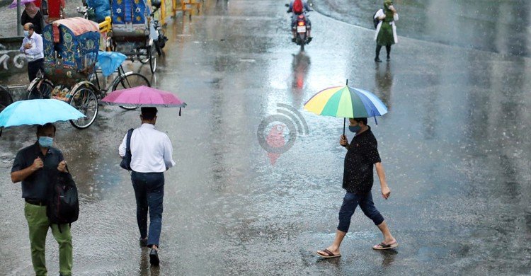 ৩ দিন বৃষ্টি অব্যাহতের আভাস, কমতে পারে তাপমাত্রা