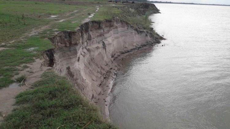 পদ্মা নদীতে ব্যাপক ভাঙন, বিলীনের পথে প্রস্তাবিত সেনানিবাস এলাকা