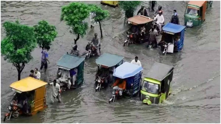 ভারী বর্ষণে পাকিস্তানে নিহত অন্তত ৭৬