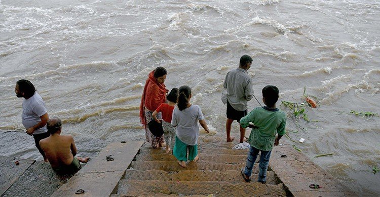 ভারতে বৃষ্টি-বন্যায় তিন দিনে ৩৭ জনের মৃত্যু