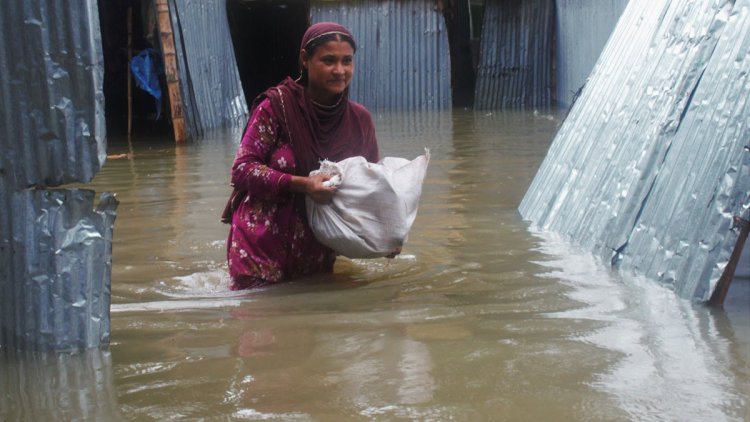 তিস্তা ভাঙন: ‘নদী বান্দি দিলে হামার এমন কষ্ট হইল না হয়’