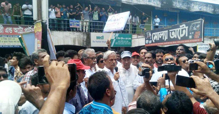 সরকারের হাতে আর সময় নেই: ফরিদপুরে পদযাত্রায় নিতাই রায়