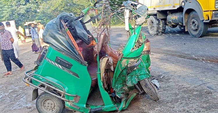 সিলেটে প্রাইভেটকার-অটোরিকশার মুখোমুখি সংঘর্ষে নিহত ৫