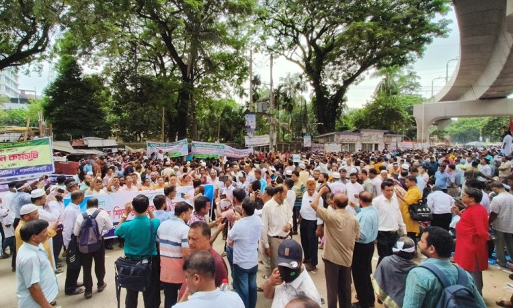 গ্রীষ্মকালীন ছুটি বাতিল হলেও ক্লাসে যাবেন না শিক্ষকরা