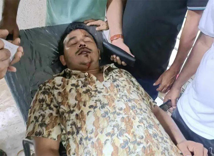 ধোলাইখালে পুলিশের শটগানের গুলিতে ছাত্রদলের ৬ নেতাকর্মী আহত