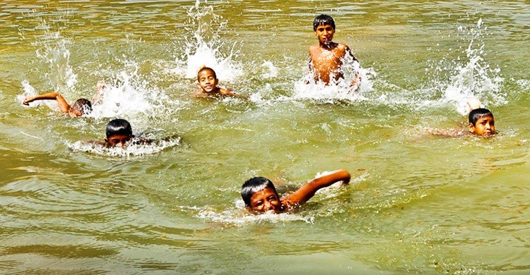 শিক্ষাপ্রতিষ্ঠানে সাঁতার শেখা কাগজে আছে বাস্তবায়ন নেই