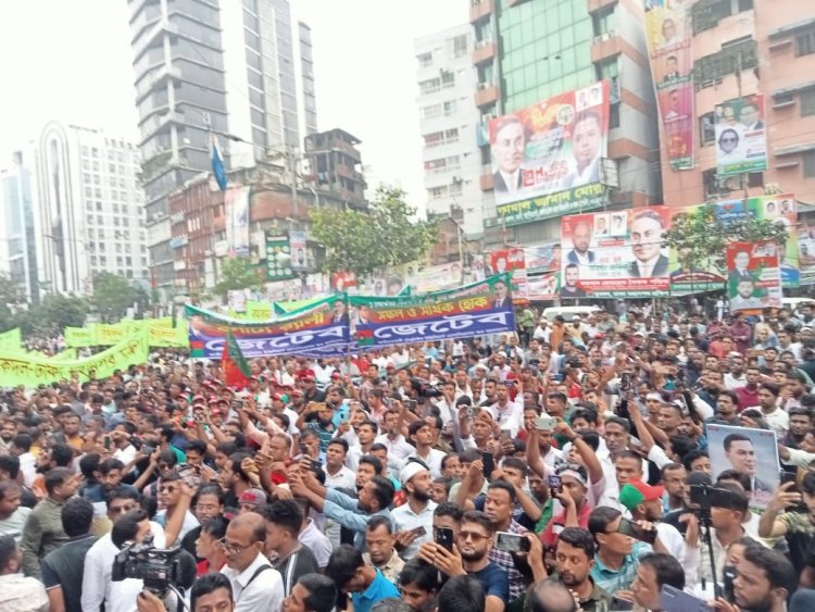 বিএনপির প্রতিষ্ঠাবার্ষিকীর বর্ণাঢ্য রালিতে যোগ দিতে জড়ো হচ্ছেন নেতাকর্মীরা