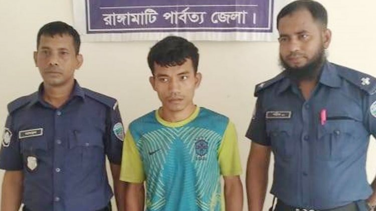 সাজেকে ঢাবি ছাত্রী অপহরণের ঘটনায় মামলা, যুবক গ্রেপ্তার